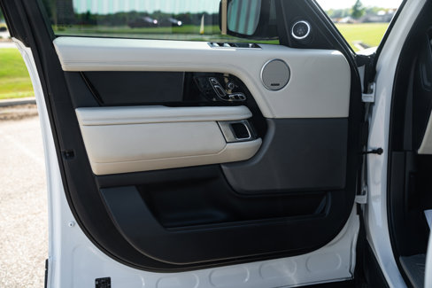 Used 2020 Land Rover Range Rover HSE image 27