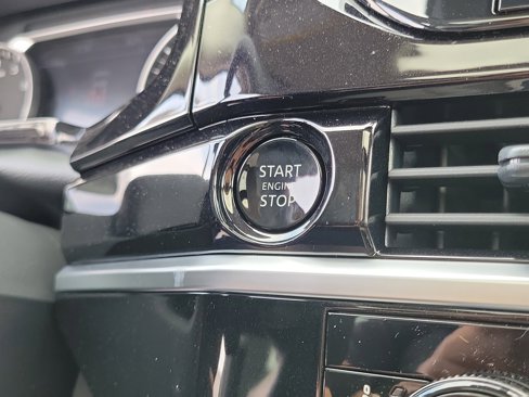 New 2025 Nissan Pathfinder SL image 28