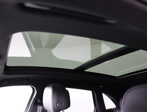 Used 2025 Porsche Macan image 28