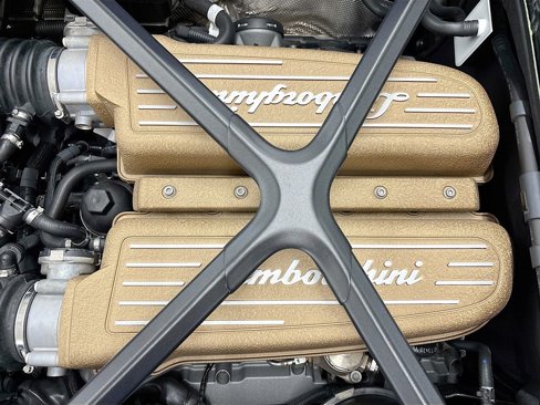 Used 2024 Lamborghini Huracan STO image 36