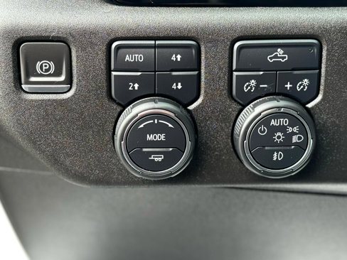 Used 2024 Chevrolet Silverado 1500 RST image 13