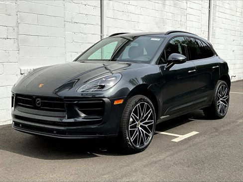 New 2026 Porsche Macan image 1