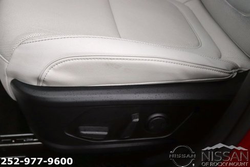 Used 2025 Hyundai Tucson Limited image 17