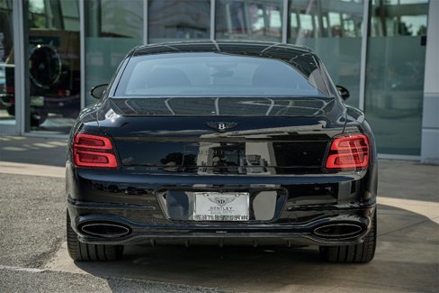 New 2025 Bentley Flying Spur Plug-In Hybrid image 16