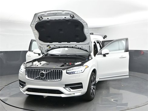 Used 2024 Volvo XC90 B6 Plus w/ Protection Package Premier image 46