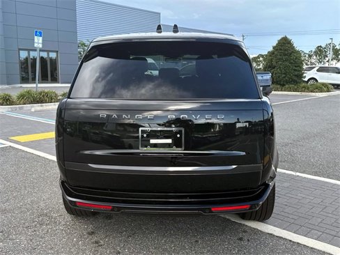 New 2025 Land Rover Range Rover SE image 5