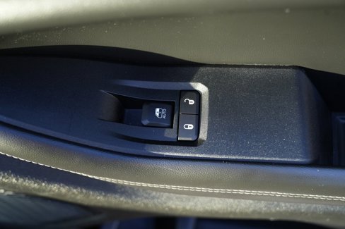 Used 2023 Jeep Grand Cherokee L Laredo image 34