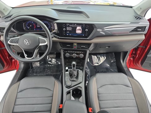 Certified 2023 Volkswagen Taos SEL image 9