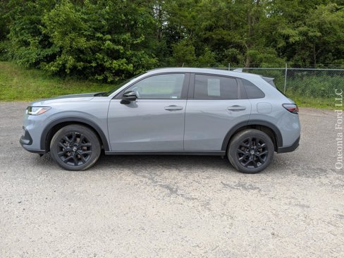 Used 2023 Honda HR-V Sport image 2