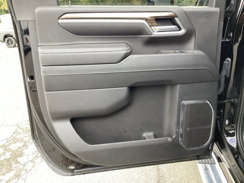 Certified 2025 Chevrolet Silverado 2500 LT w/ Texas Edition image 17