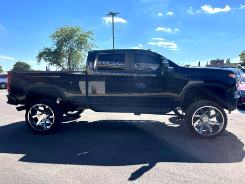 Used 2021 Chevrolet Silverado 2500 LTZ w/ LTZ Plus Package image 8