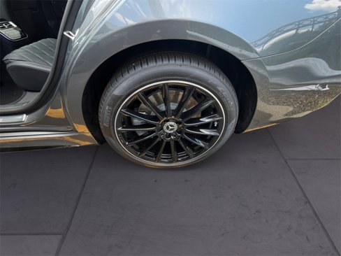 New 2025 Mercedes-Benz S 580 4MATIC Sedan image 9