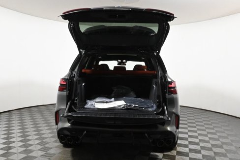 Used 2026 BMW X5 M Competition w/ Executive Package image 40