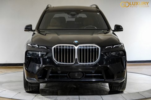 Used 2024 BMW X7 xDrive40i w/ M Sport Package image 7
