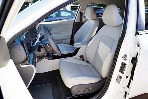 New 2026 Hyundai Kona SEL Premium image 18