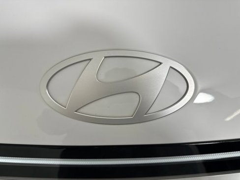 Certified 2025 Hyundai Kona Limited image 26