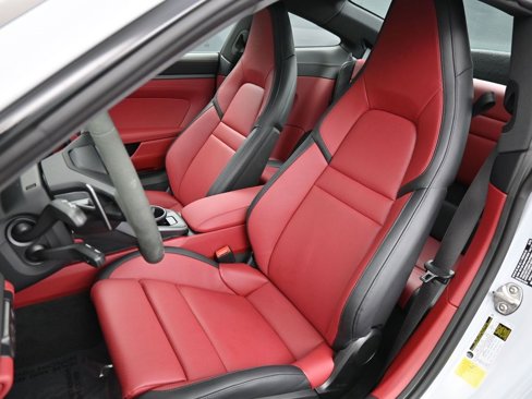 Certified 2025 Porsche 911 Carrera image 5