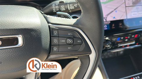 Used 2024 Jeep Grand Cherokee L Limited w/ Luxury Tech Group II image 18