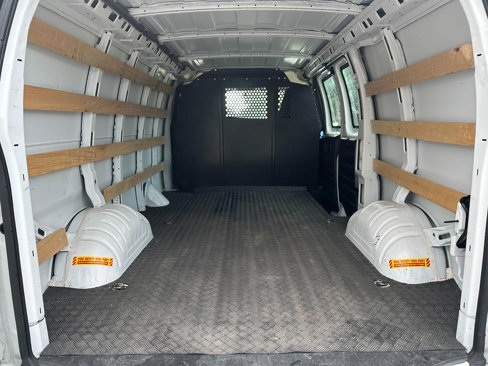 Used 2024 Chevrolet Express 2500 w/ Driver Convenience Package image 12