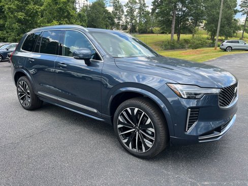 New 2026 Volvo XC90 B6 Plus w/ Protection Package Premier image 9