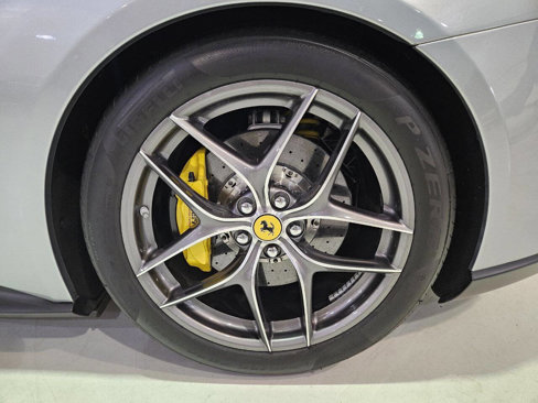 Used 2016 Ferrari F12 Berlinetta image 36