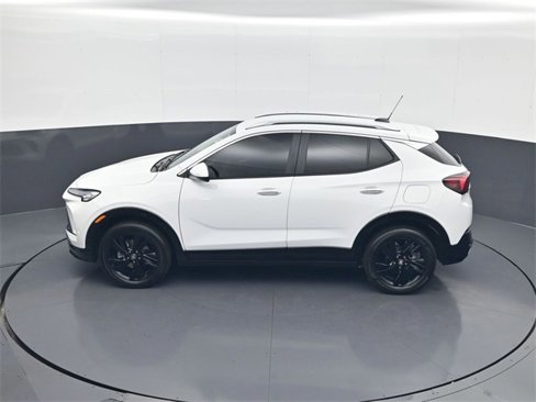 Used 2024 Buick Encore GX Sport Touring image 20