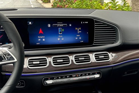 New 2026 Mercedes-Benz GLS 450 4MATIC image 7