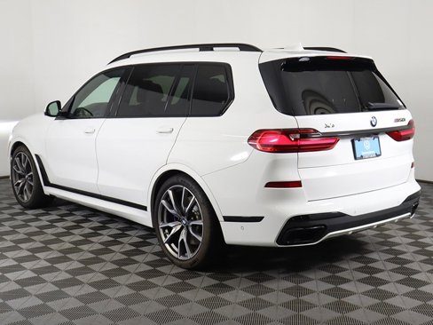 Used 2022 BMW X7 M50i image 14