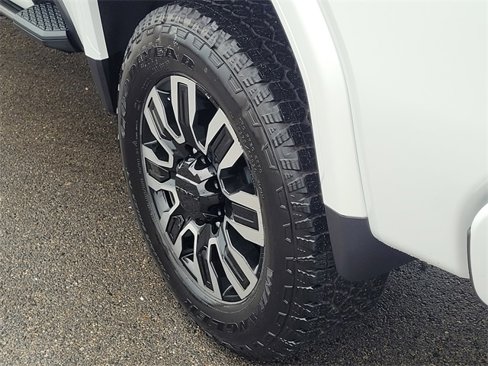 New 2026 GMC Sierra 2500 Denali Ultimate image 7