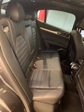 Used 2023 Alfa Romeo Stelvio Veloce image 44