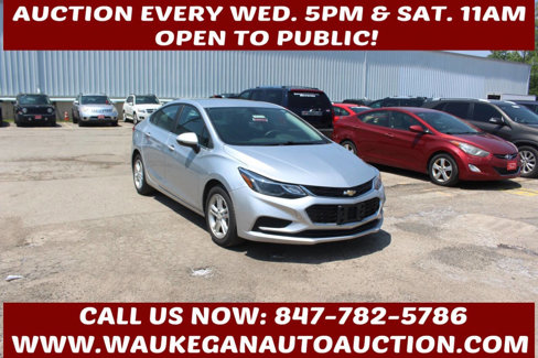 Used 2018 Chevrolet Cruze LT w/ Convenience Package image 2