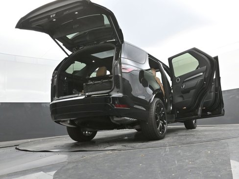 New 2026 Jaguar F-PACE R-Dynamic S image 36