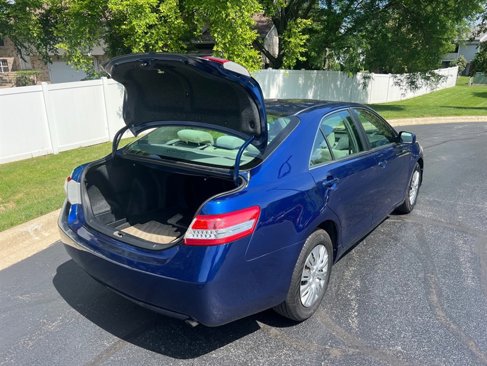Used 2010 Toyota Camry LE image 35