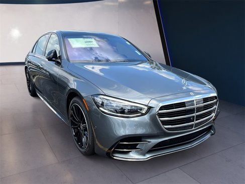 New 2025 Mercedes-Benz S 580 4MATIC Sedan image 4