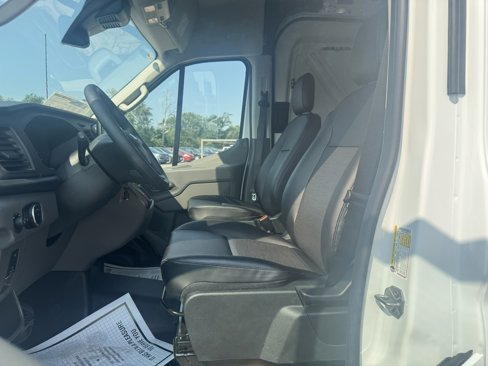 New 2025 Ford Transit 250 148 Medium Roof image 14