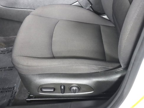Used 2023 Chevrolet Malibu LT image 28