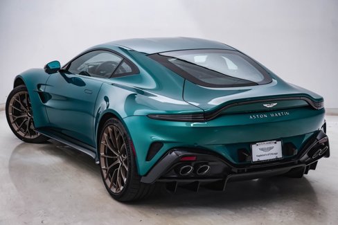 New 2025 Aston Martin V8 Vantage Coupe image 10