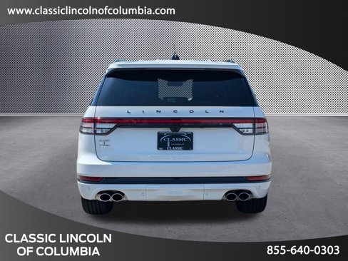 New 2025 Lincoln Aviator Black Label w/ Jet Appearance Package image 6