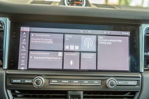 Used 2021 Porsche Macan image 19
