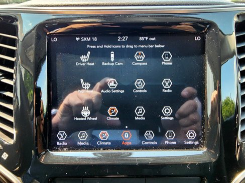 Used 2019 Jeep Cherokee Limited image 24