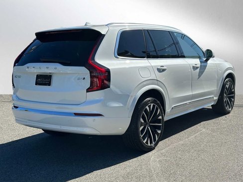 New 2026 Volvo XC90 B6 Ultra image 3