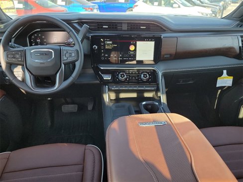 New 2025 GMC Sierra 3500 Denali Ultimate image 17