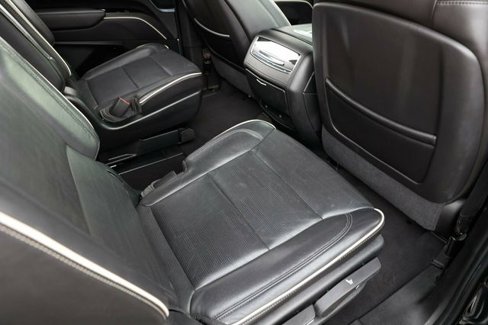 Used 2021 Cadillac Escalade ESV Premium Luxury image 12