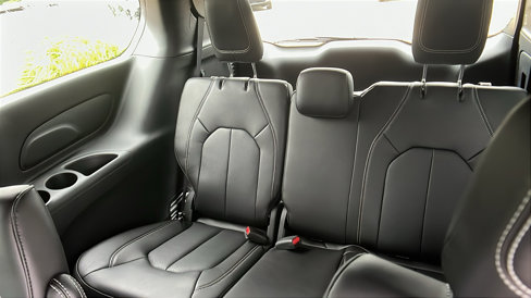 New 2026 Chrysler Pacifica Select image 21