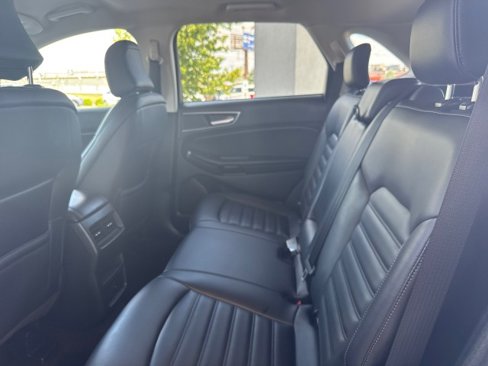 Used 2024 Ford Edge SEL image 7