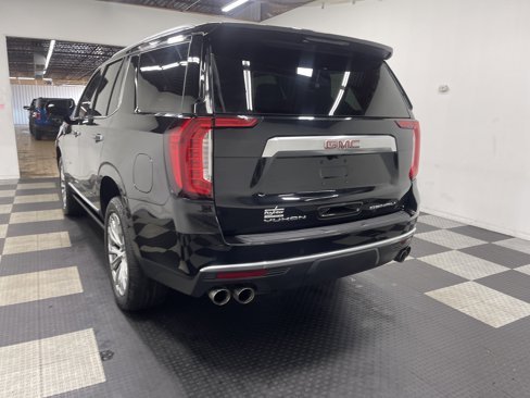 Used 2023 GMC Yukon Denali image 2