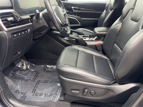 Used 2025 Kia Telluride S image 26