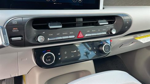 New 2026 Hyundai Palisade Limited image 17