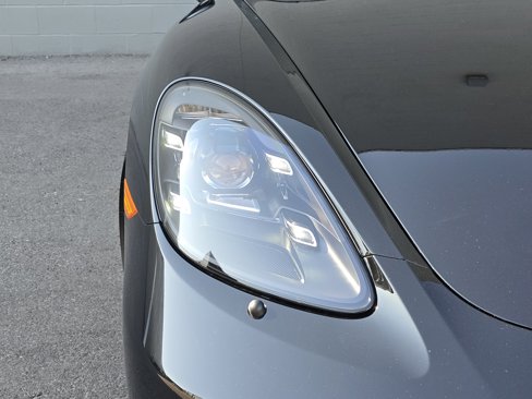 New 2025 Porsche 718 Cayman GT4 image 11
