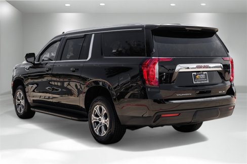 Used 2022 GMC Yukon XL SLE w/ Gmc Pro Safety Plus Package image 8